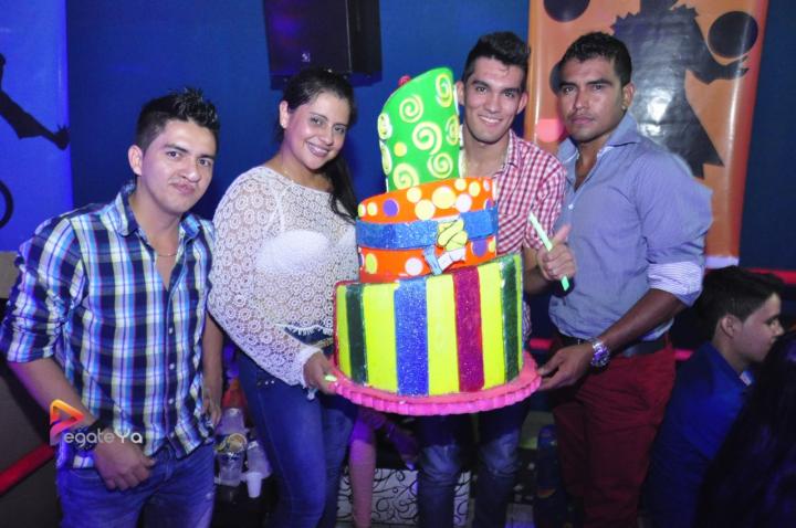 Foto 3 de El manicomio sábado 18 de abril 2015 en Discoteca El Manicomio Bucaramanga, Bucaramanga