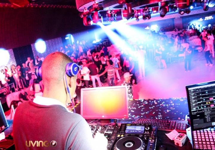 Foto 24 de Living - 3er Fds Abril 2017 en Living Night Club, Cali