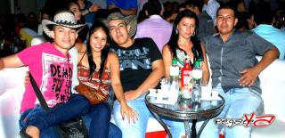 Foto 33 de Roberto Lugo y Orquesta Sabotaje en Jala Jala Club, Cali