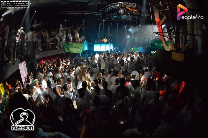 Foto 89 de 5ta Edicion Fiesta Blanca - Mission Club en Pegateya Cali, Cali