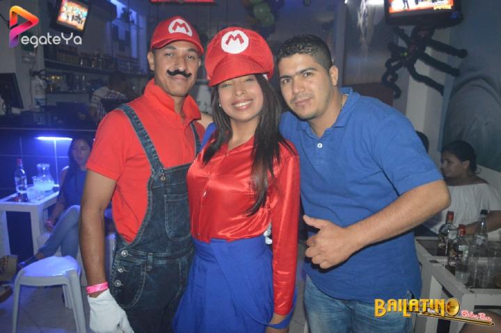Foto 8 de Bailatino - 5to Fds Octubre- Hallowen en Bailatino - Bar, Cali