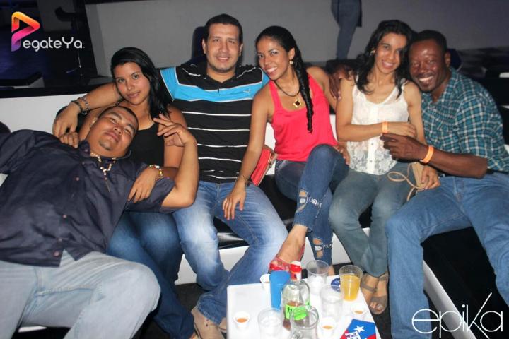 Foto 13 de EPIKA - 3ER Fds Octubre 2015 en Epika Night Club, Cali