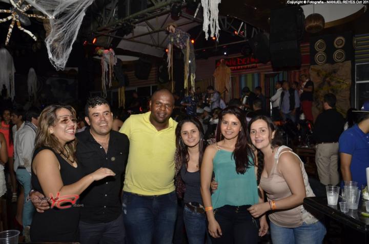 Foto 4 de Matildelina viernes 31 octubre de 2014 en Discoteca Matildelina Bucaramanga, Bucaramanga