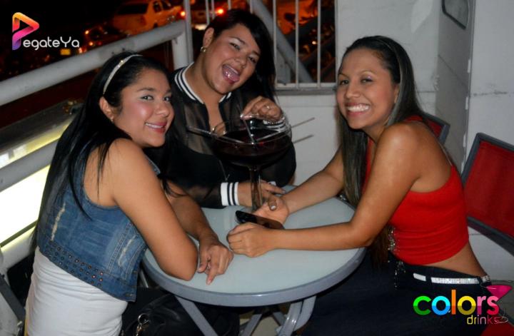 Foto 3 de Colors - Amor y Amistad 2015 en Colors Drinks