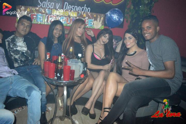 Foto 18 de La Lora - 3er Fds Abril 2017 en La Lora Bar, Cali