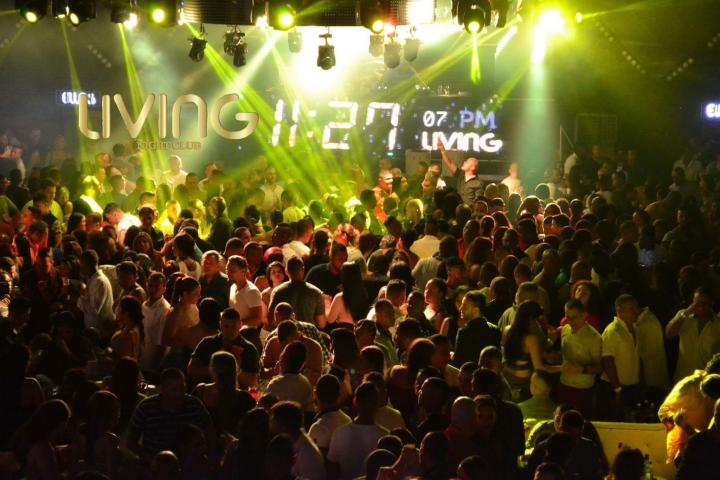 Foto 6 de Living Conciertos Feria De Cali 2016 en Living Night Club, Cali