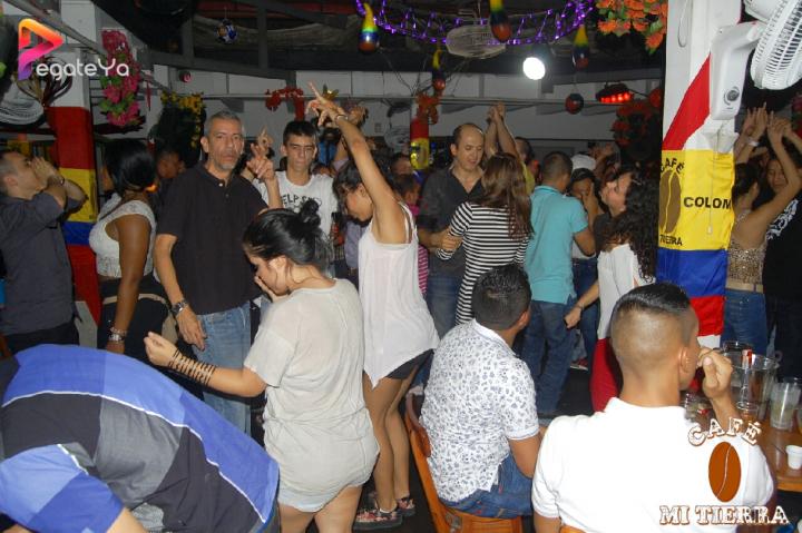 Foto 4 de Cafe mi Tierra - 3er Fds junio 2016 en Cafe Mi Tierra, Cali
