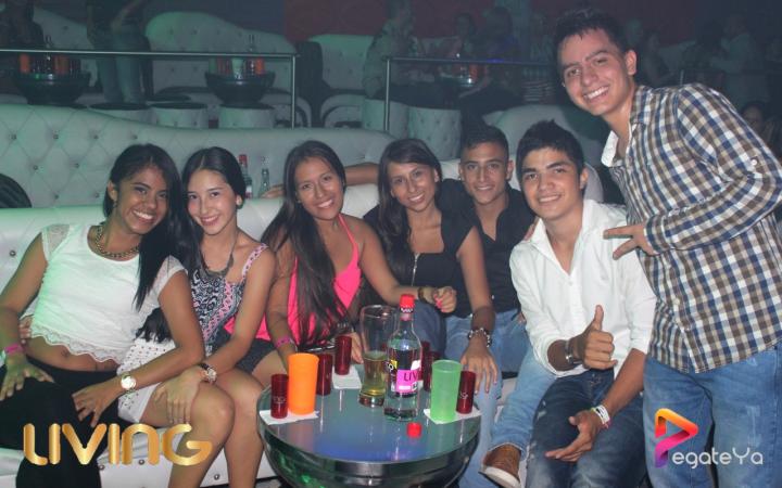 Foto 37 de Living - 1er FDS Febrereo 2015 en Living Night Club, Cali