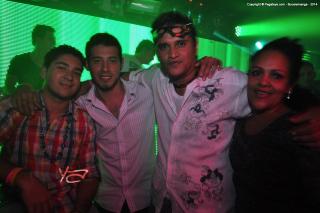 Foto 122 de Bar Bling 9 y 10 de mayo de 2014 en Bar Bling Bucaramanga, Bucaramanga