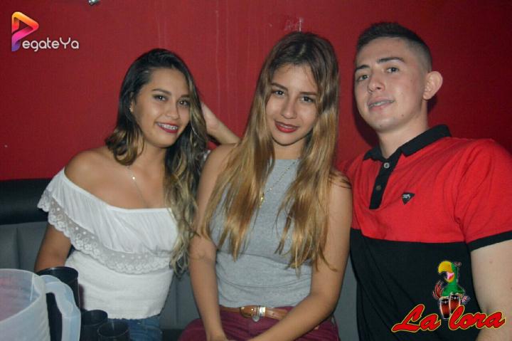 Foto 5 de La Lora - 3ER Fds Mayo 2017 en La Lora Bar, Cali