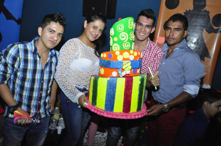 Foto 4 de El manicomio sábado 18 de abril 2015 en Discoteca El Manicomio Bucaramanga, Bucaramanga