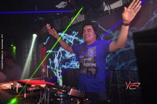 Foto 43 de Bling Bar 16 de abril de 2014 en Bar Bling Bucaramanga, Bucaramanga
