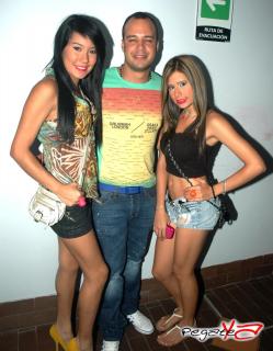 Foto 23 de J Balvin y Maluma en Space Menga, Cali