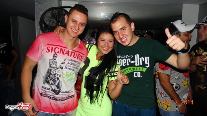 Foto 18 de Luxury - Agosto 17 en Discoteca Luxury Medellin, Medellín