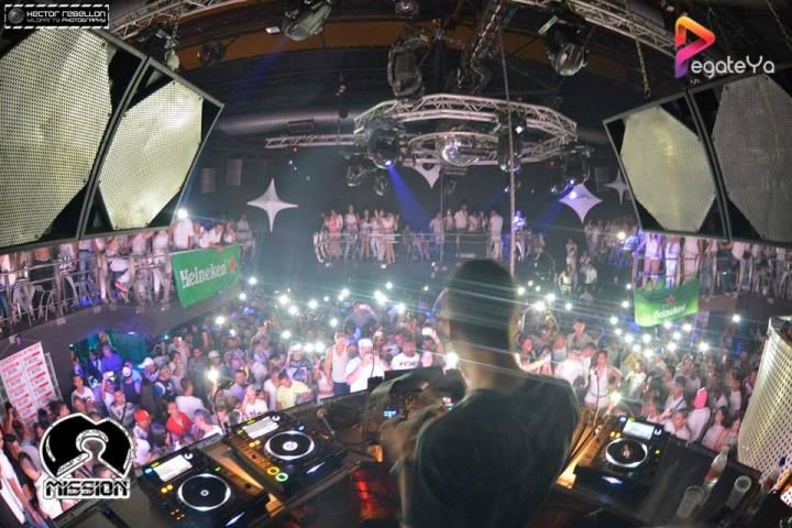 Foto 90 de 5ta Edicion Fiesta Blanca - Mission Club en Pegateya Cali, Cali