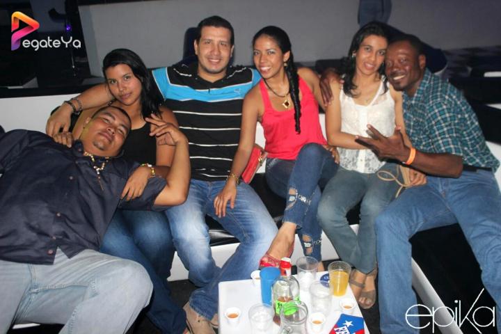 Foto 14 de EPIKA - 3ER Fds Octubre 2015 en Epika Night Club, Cali