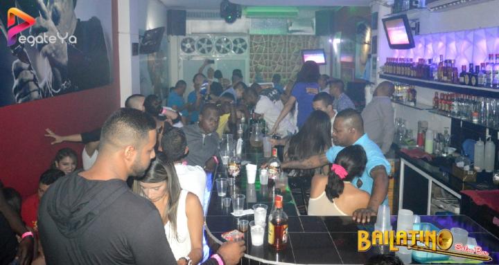 Foto 17 de Bailatino - 2do Fds Dic. 2016 en Bailatino - Bar, Cali
