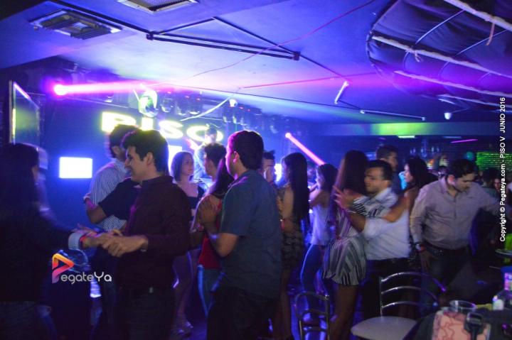 Foto 23 de PISO V - 24 y 25 de junio de 2016 en Bar Piso V Bucaramanga, Bucaramanga