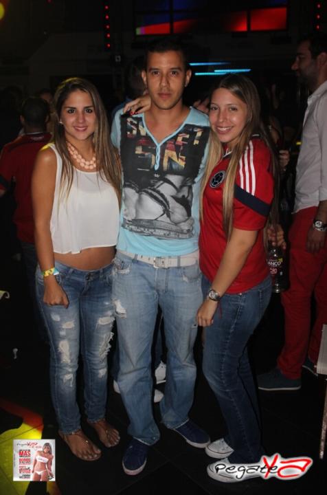 Foto 153 de Discoteca Lolas Cali - fotos Julio 5 de 2014 en Lolas Club Menga Cali, Cali