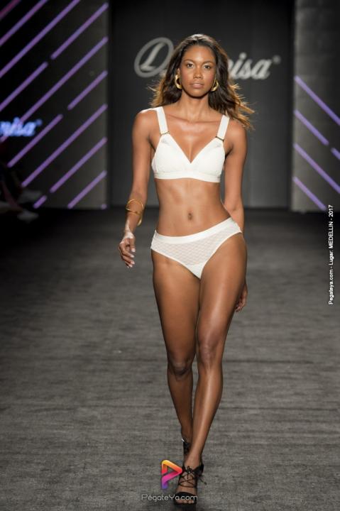 Foto 17 de Fotos Leonisa - Colombiamoda 2017 en Fotos Colombiamoda, Medellín