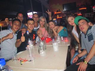 Foto 28 de Malibu Bar - 16 de abril de 2014 en Malibu Lounge Bar Medellin, Medellín