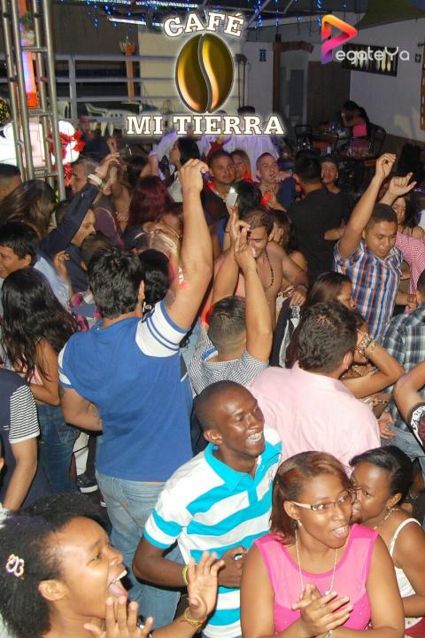 Foto 52 de Cafe Mi Tierra- 1er Fds Abril 2016 en Cafe Mi Tierra, Cali