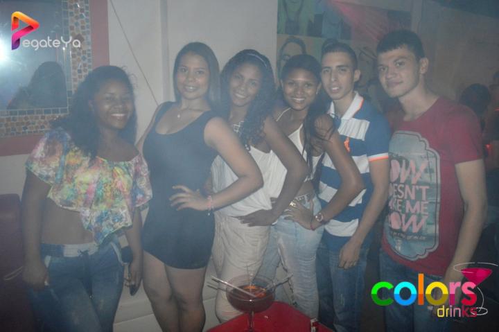 Foto 16 de Colors - 2do FDS Dic. 2015 en Colors Drinks