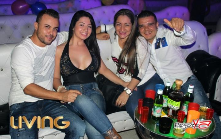 Foto 23 de Living - 5to FDS Nov 2014 en Living Night Club, Cali
