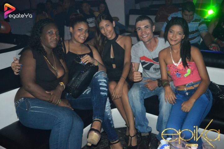 Foto 39 de Epika Night Club - 4to FDS Abril 2016 en Epika Night Club, Cali