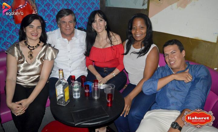 Foto 8 de Kabaret Bar - 1er Fds Agosto 2017 en Kabaret - Granada, Cali
