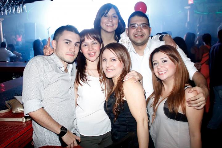 Foto 32 de Discoteca AMARNA- 16 de mayo de 2015 en Discoteca Amarna Medellin, Medellín