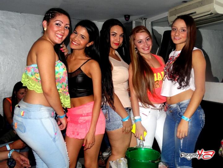 Foto 6 de Luxury - Agosto 29 y 30 en Discoteca Luxury Medellin, Medellín