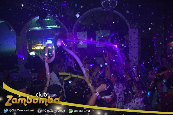 Foto 39 de ZAMBOMBA - julio 5 en Club Zambomba, Cali