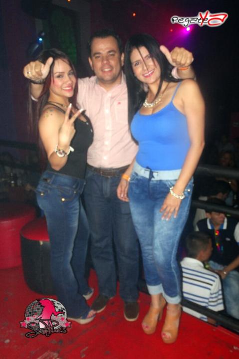 Foto 23 de Sam Puès Bar - Agosto 023 en Discoteca Sam Pues Medellin, Medellín