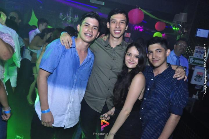 Foto 27 de PISO V - 27 de mayo de 2017 en Bar Piso V Bucaramanga, Bucaramanga