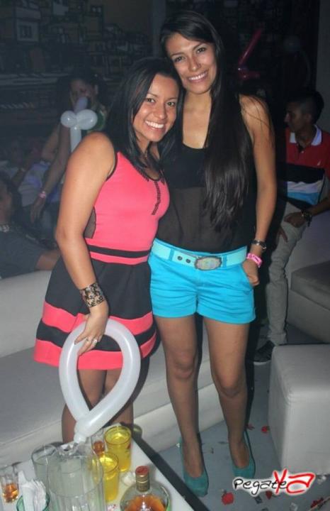 Foto 6 de Favela Amor y Amistad en Favela Club Menga, Cali