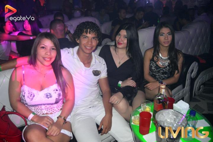 Foto 90 de Living - 3er & 4To Fds Octubre 2016 en Living Night Club, Cali