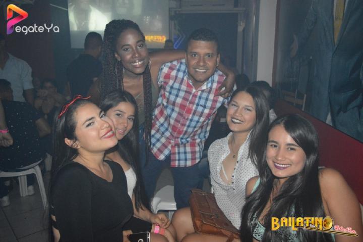 Foto 10 de Bailatino - 5to Fds Octubre- Hallowen en Bailatino - Bar, Cali