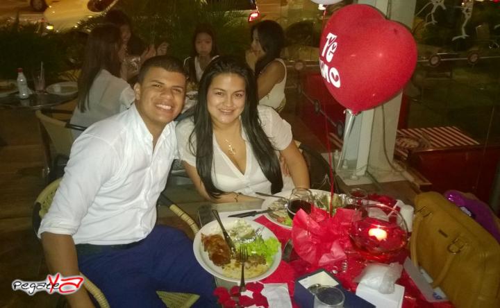 Foto 3 de Charly Food Bar - 3er FDS Octubre en Charly Food Bar, Cali