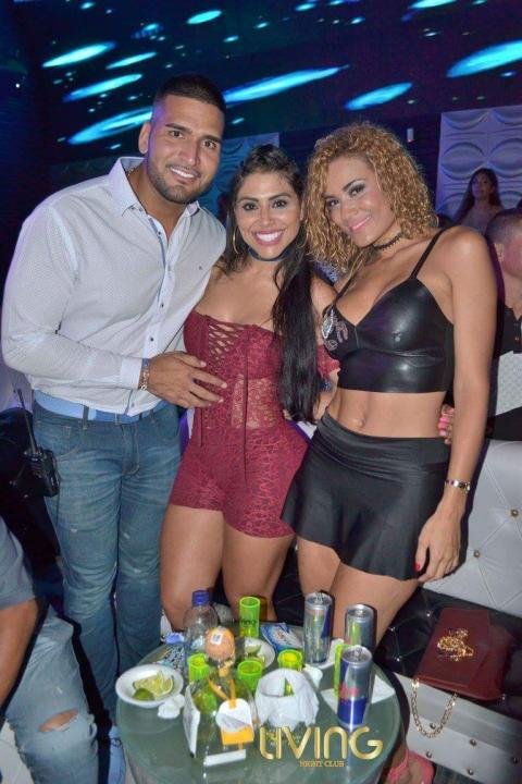 Foto 4 de Living - 2DO Fds Mayo 2017 en Living Night Club, Cali
