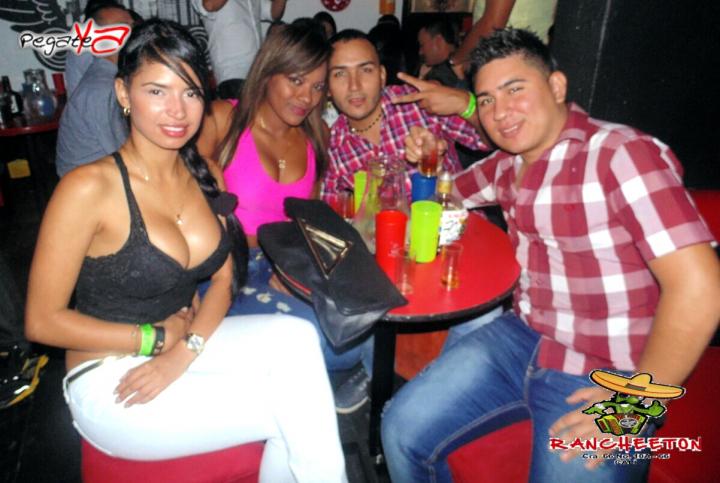 Foto 94 de Rancheeton - Amor y Amistad en Rancheton Cali, Cali