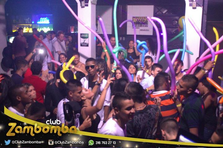 Foto 40 de ZAMBOMBA - julio 5 en Club Zambomba, Cali