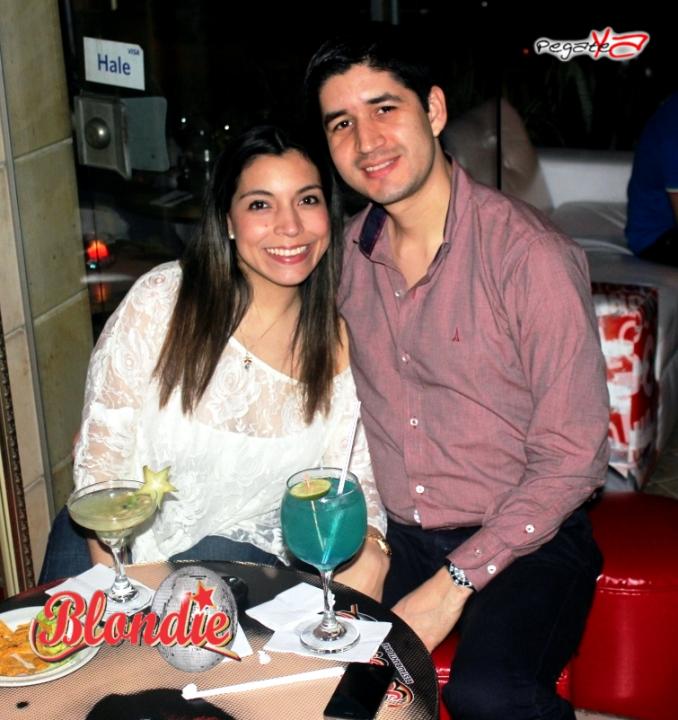 Foto 38 de Blondie - Dic 6 y 13 del 2014 en Blondie Bar Cali, Cali