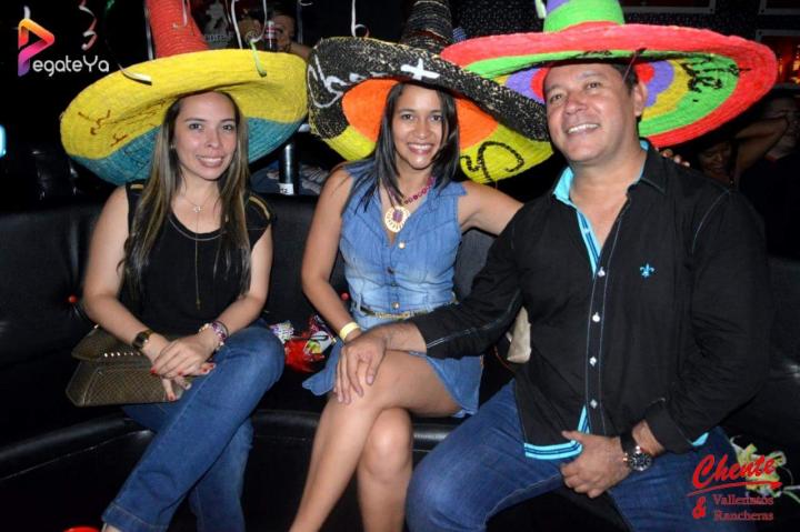 Foto 7 de CHENTE - 5to FDS ENERO 2016 en CHENTE Vallenatos y Rancheras, Cali