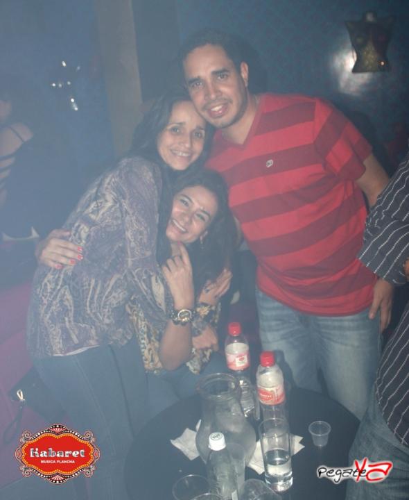 Foto 40 de Kabaret Bar - 3er FDS Octubre en Kabaret - Granada, Cali