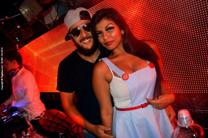 Foto 44 de Bling viernes 31 de octubre de 2014 en Bar Bling Bucaramanga, Bucaramanga