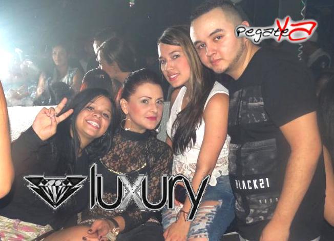 Foto 63 de Luxury - 1er FDS de Oct en Discoteca Luxury Medellin, Medellín