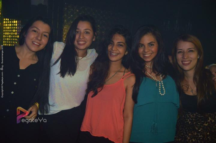 Foto 17 de BLING sabado 17 de enero de 2015 en Bar Bling Bucaramanga, Bucaramanga