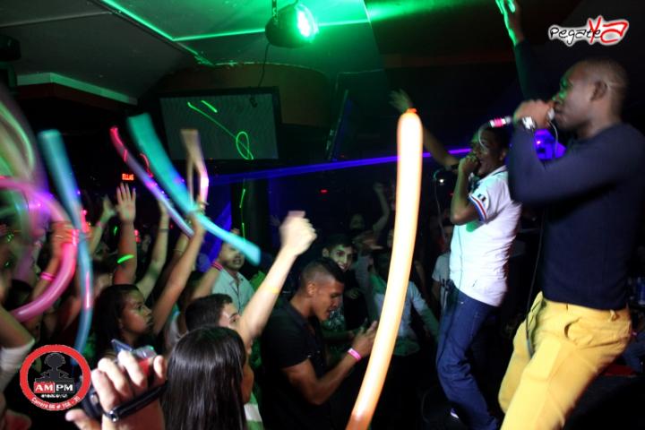 Foto 2 de Ampm Bar - 3er FDS Nov. 2014 en Am / PM Bar - Cali, Cali