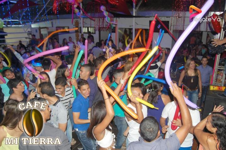 Foto 34 de Cafe mi Tierra - 5to Fds Abril 2016 en Cafe Mi Tierra, Cali